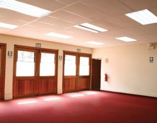 6-salon-los-portales.jpg